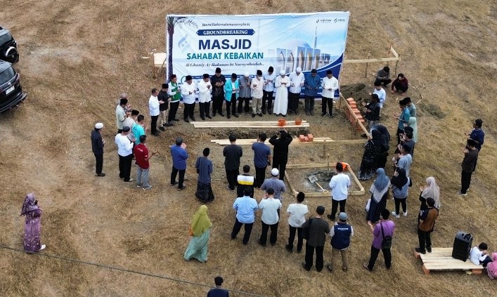 Peletakan Batu Pertama Masjid Sahabat Kebaikan, Kepala KUA Alang-Alang Lebar Gaungkan Konsep Ekoteologi